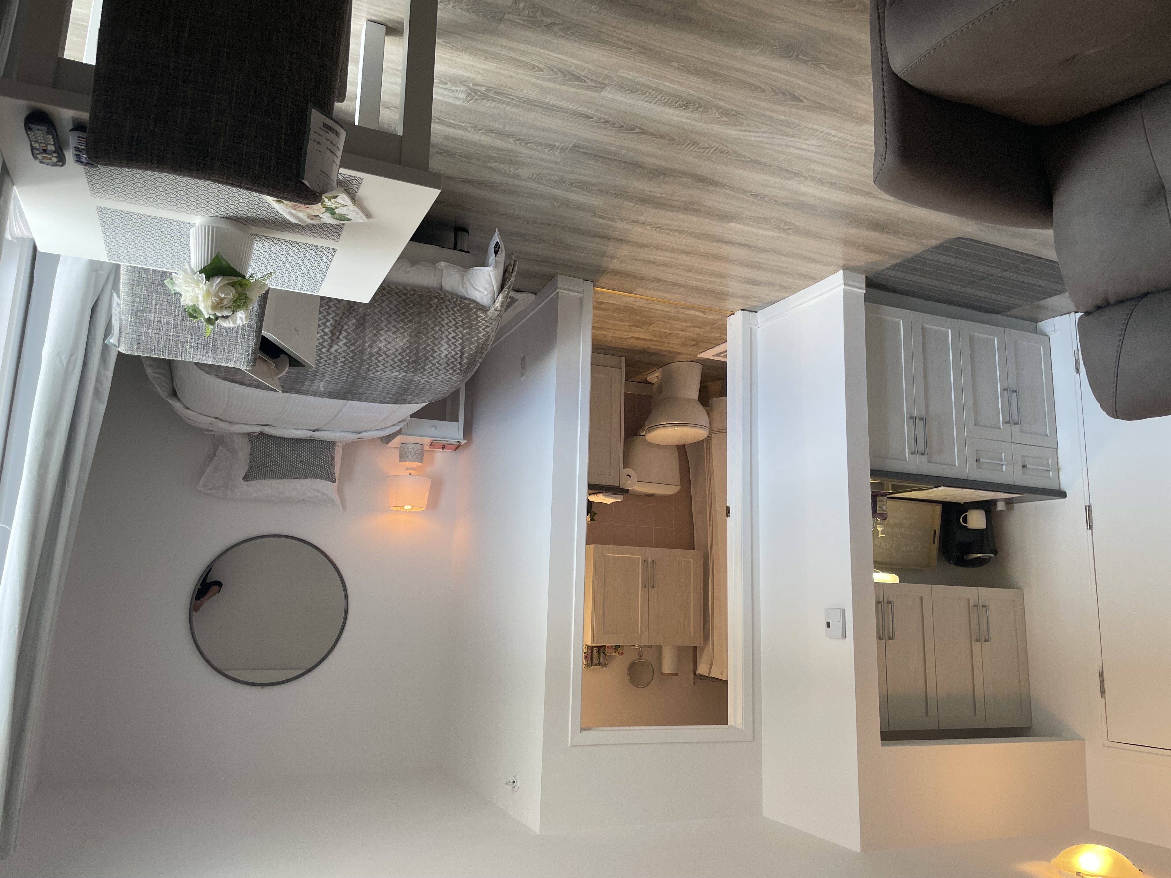 1 1/2 (Studio standard)